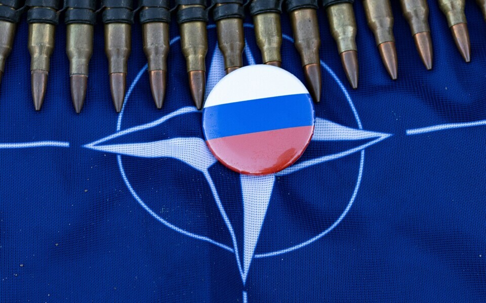 Teadlased esitasid 20 v&auml;idet, mis esindasid k&uuml;mmet Balti inforuumis levivat Venemaa propagandanarratiivi. Nende seas olid n&auml;iteks v&auml;ited, mille kohaselt vallandas Ukraina s&otilde;ja NATO laienemine,