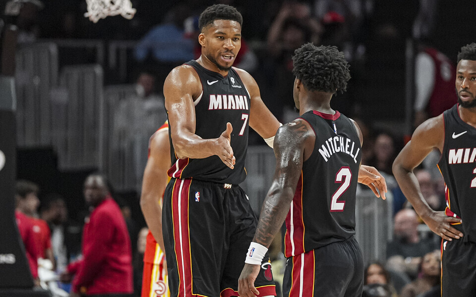Giannis Antetokounmpo ja Davion Mitchell