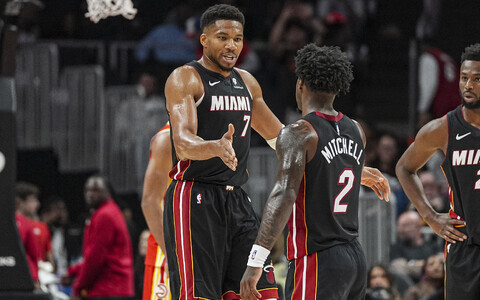 Giannis Antetokounmpo ja Davion Mitchell