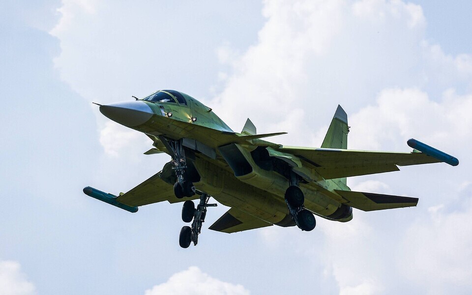 Су-34.