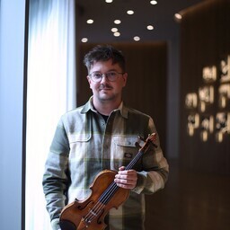 Robert Traksmann: mind võlub viiuli hääl